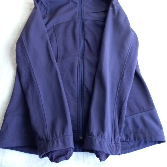 Icebreaker Merino Purple Zip Light Jacket (S) - Picture 9 of 12